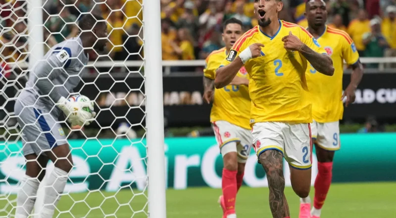 Daniel Muñoz breaks DR Congo resistance to send Colombia into World Cup knockouts