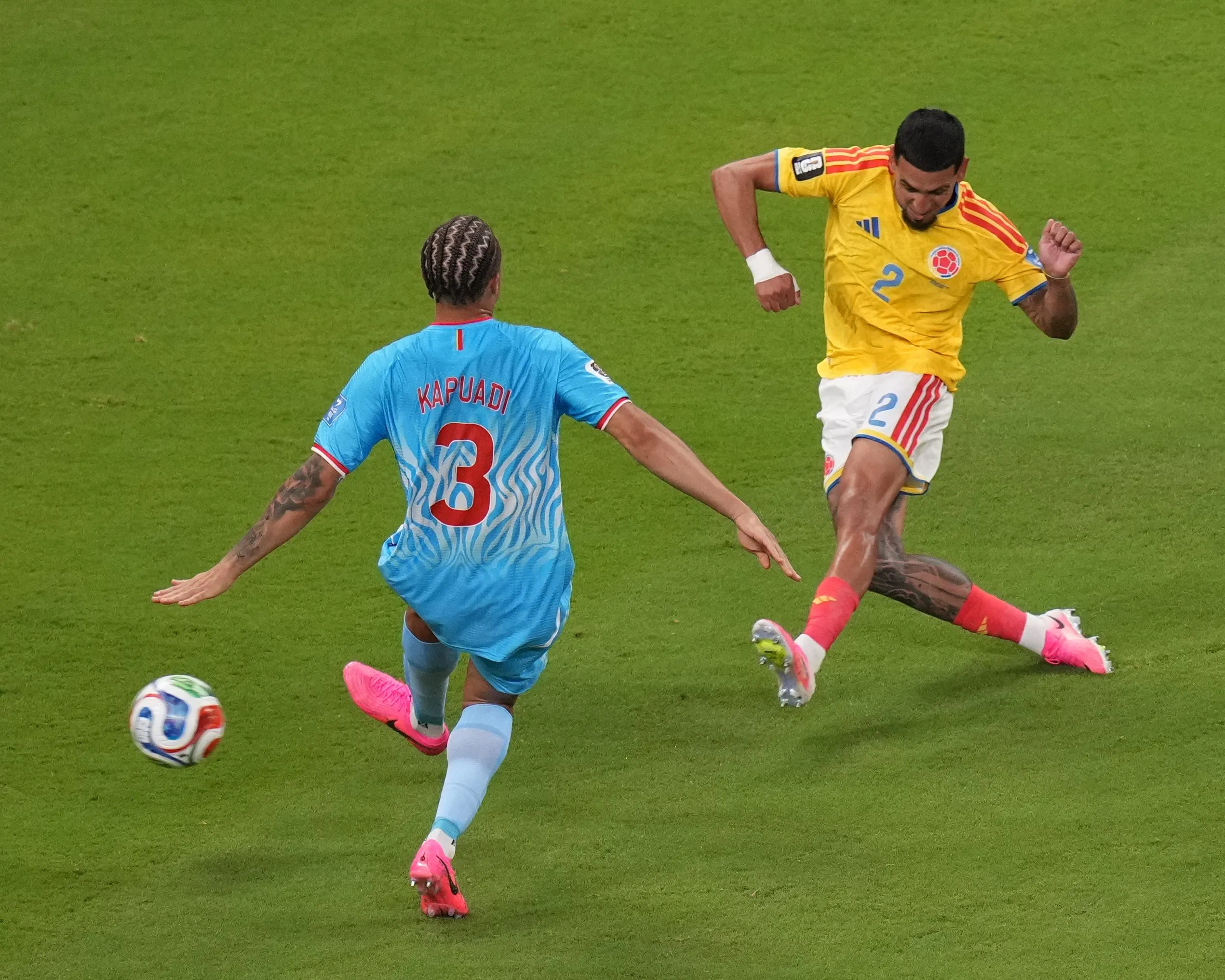 Daniel Muñoz scores against DR Congo.