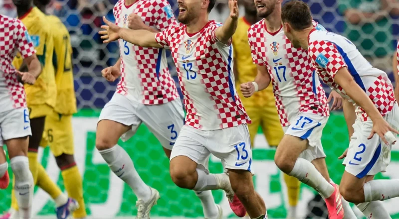 Croatia snatch second by beating Ghana but both through to World Cup knockout stage