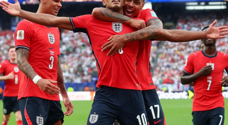Bellingham and Kane strike as England seal top spot with World Cup win over Panama