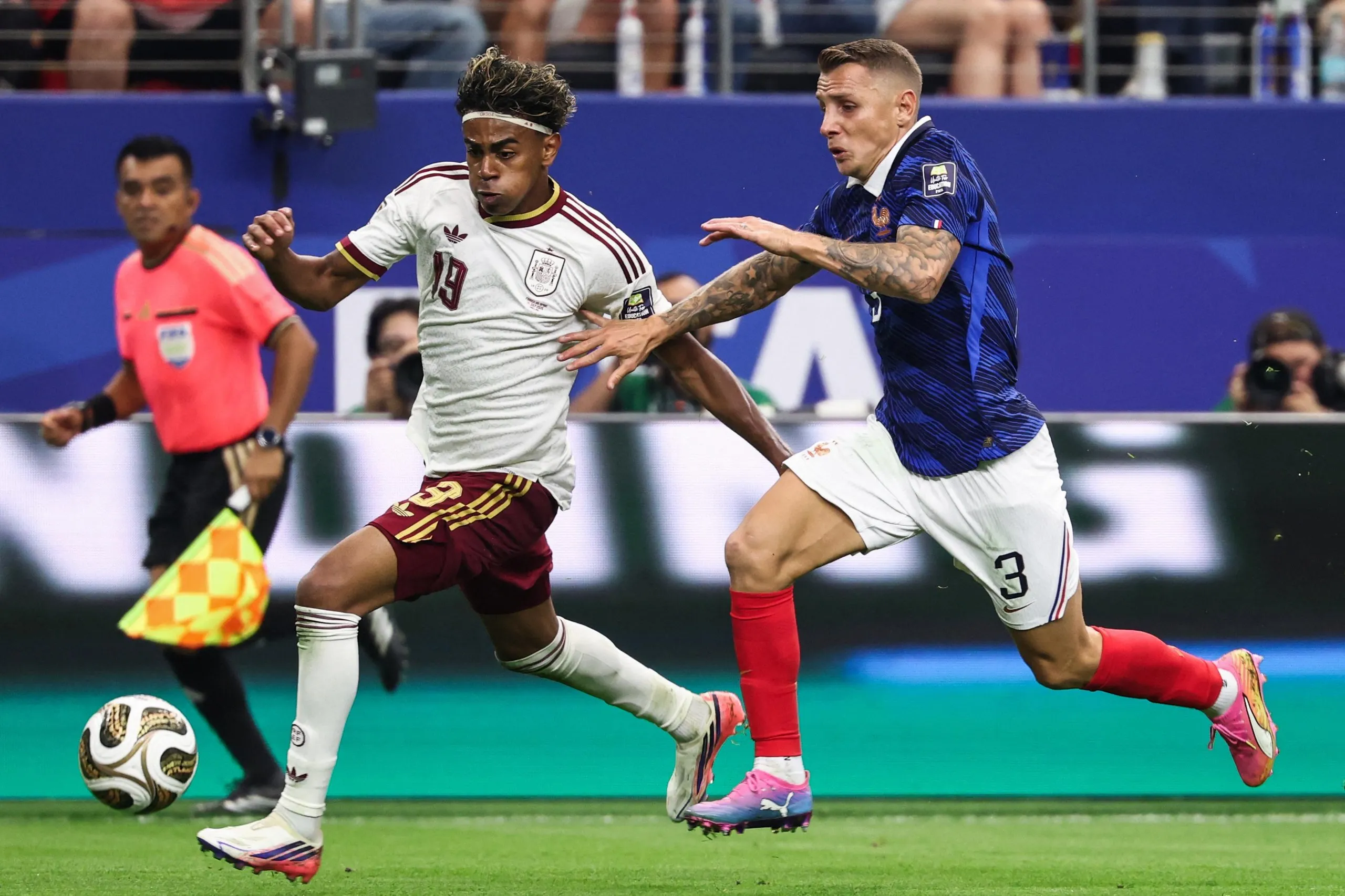 Lamine Yamal leaves Lucas Digne in his wake.