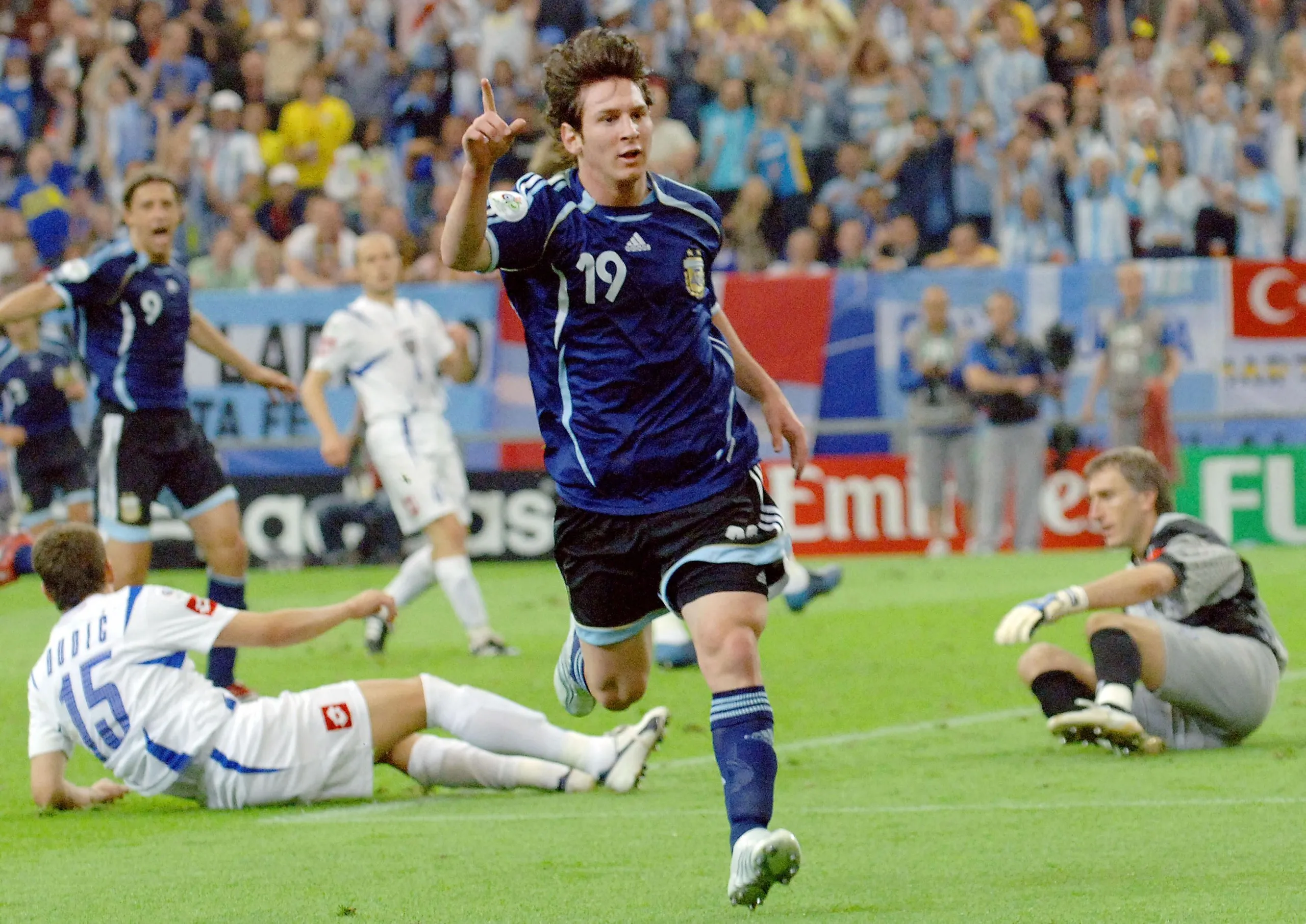 Lionel Messi celebrates after scoring in Argentina’s 6-0 win over Serbia and Montenegro in 2006.