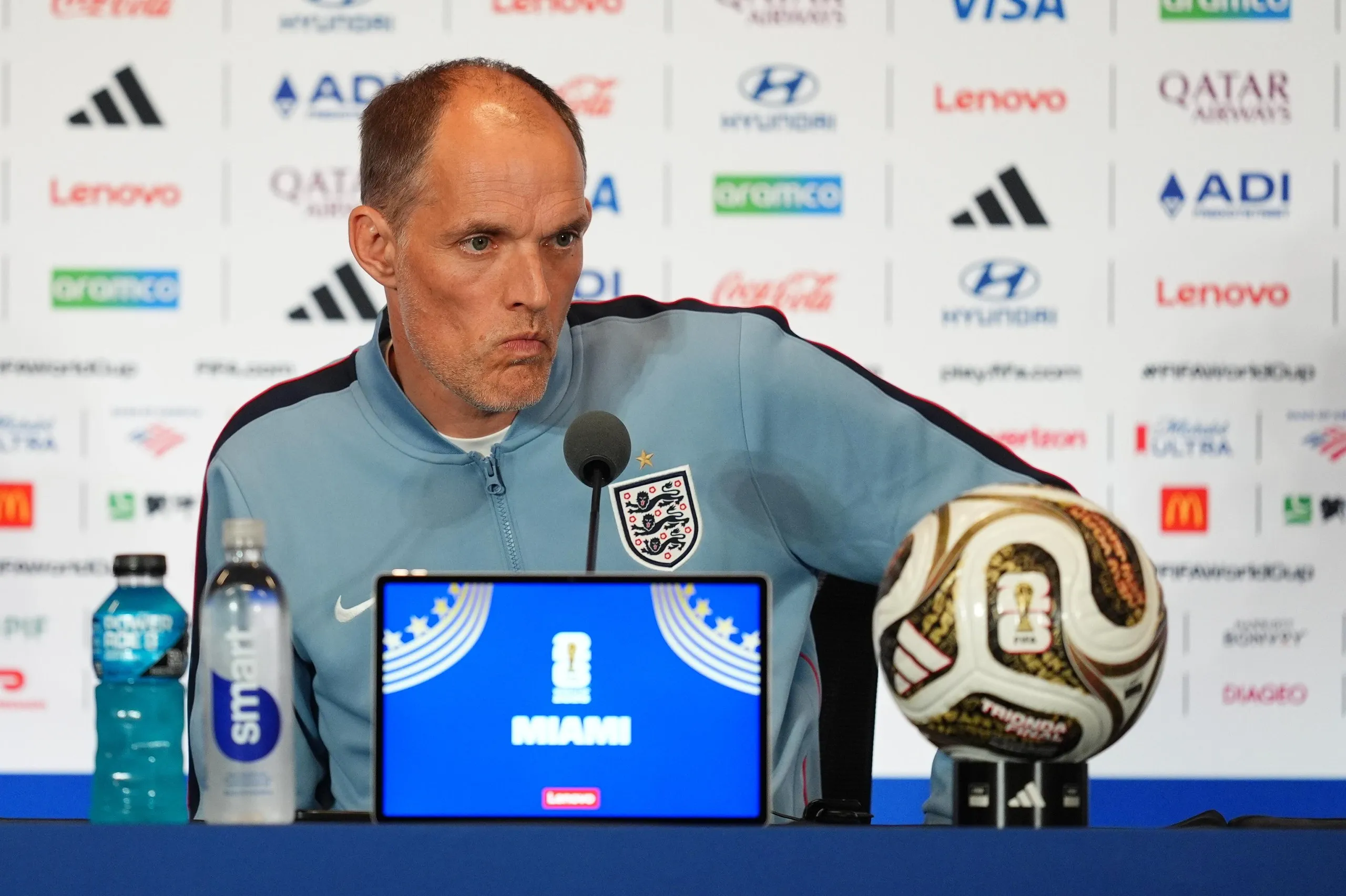 Thomas Tuchel gives a press conference.